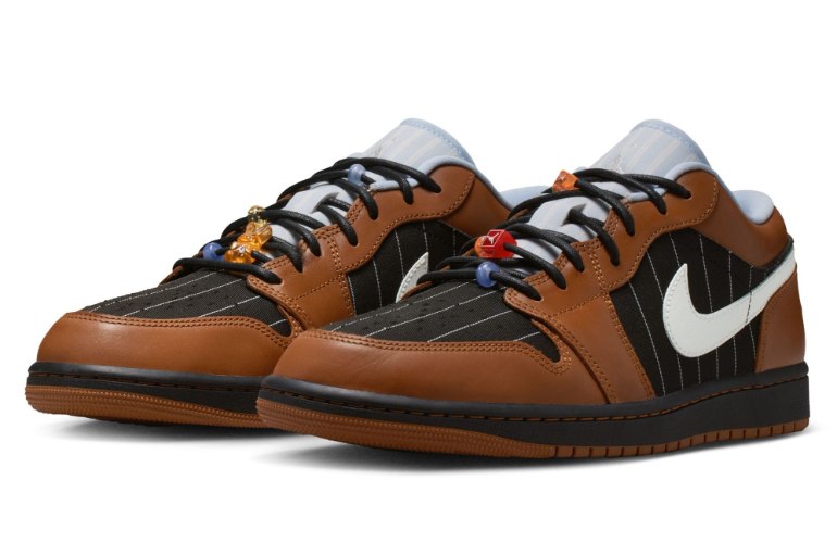 נעלי אייר ג'ורדן Air Jordan 1 Low חום שחור‏