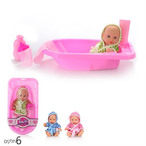 בובת תינוק עם חלוק באמבטיה
