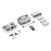 רחפן DJI Neo Fly More Combo – Wi-Fi רחפן אפור שלט שלוש סוללות תחנת טעינה וכבלים על רקע לבן