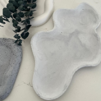 Organic Flow Catchall