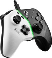 בקר משחק חוטי Thrustmaster Heart Xbox/PC – בקר שחור-לבן עם כבל חיבור ותאורת לד ירוקה במרכז