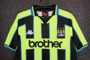 Retro 1998/99 Manchester City