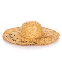 כובע קש רחב שוליים מדוגם