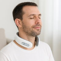 NeckRelief Pro – עיסוי חכם להקלה מיידית בצוואר