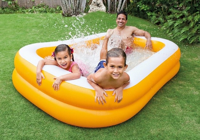 בריכה מתנפחת לילדים צהובה 229X152X48 סמ 57181 מבית INTEX
