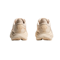 HOKA CLIFTON 10 נעלי ספורט נשים הוקה קליפטון 10 בצבע וניל/לבנה