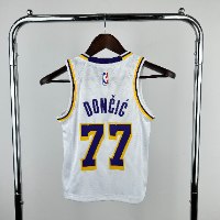 גופיית ילדים NBA לוס אנג׳לס לייקרס Association Edition - לוקה דונצ׳יץ׳ 25/26