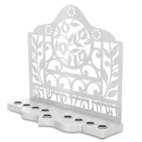 חנוכיית אלומיניום כסוף נגזרת הנרות הללו
