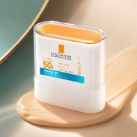 מארז זוגי של סטיק הגנה שקוף Anthelios SPF50+ מבית La Roche-Posay למריחה מהירה ללא מגע ידיים