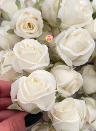 פרח משי ורד לבן 5 ס"מ - 5 יחידות