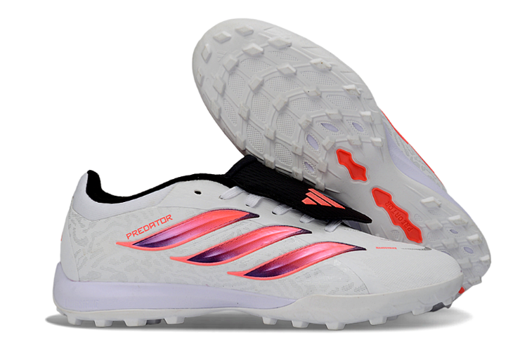 נעלי קטרגל אדידס Predator Edge.3 Low לבן ורוד