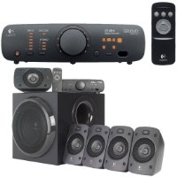 רמקולים למחשב Logitech 5.1 RMS 500W Z906 – מציג יחידת שליטה שלט רחוק סאבוופר וחמישה רמקולים לוויניים שחורים