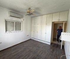 דירה להשכרה 3.5 חדרים ברמת גן 118 מ"ר ברחוב קריניצי