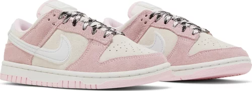 Wmns Dunk Low LX Pink Foam