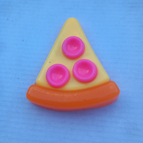 סקווישי טופ טרנד דו משולש פיצה  דביק בקופסה Squishy Top Trend Two Triangle Sticky Pizza 20261140