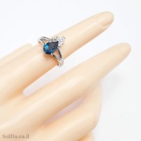 טבעת מכסף משובצת אבן טופז כחולה  וזרקונים RG6214 | תכשיטי כסף 925 | טבעות כסף