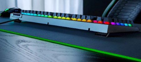 מקלדת מכנית Razer BlackWidow V4 לגיימינג עם מתגי Green וגלגלת מדיה – תמונה 4