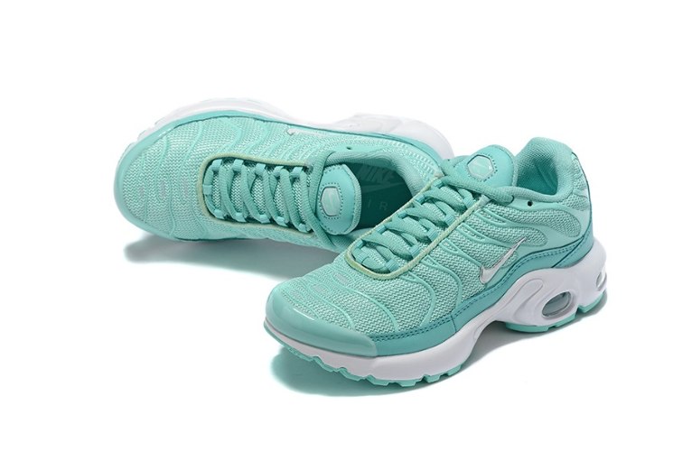 סניקרס Nike Air Max Plus TN ירוק לבן