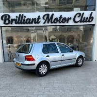 Volkswagen Golf 2004