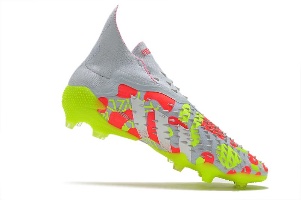 adidas Predator Freak+ FG