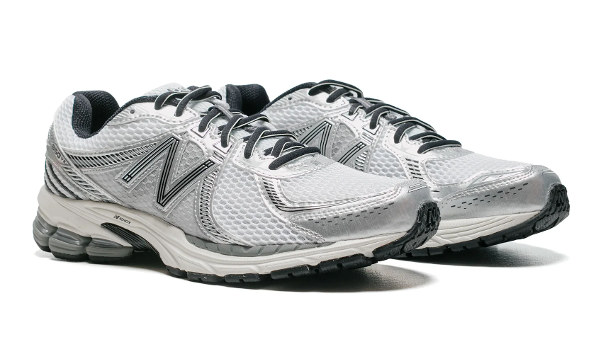 נעלי ניו בלאנס New Balance NB 860 V2 אפור