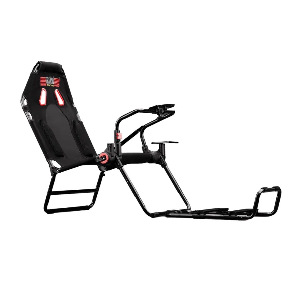 מושב סימולציה מתקפל Next Level Racing Gtlite – סימולטור נהיגה שחור בעל מסגרת מתכתית ומושב בד מונח על רקע לבן