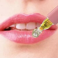 דרמה רולר LIP BOOST
