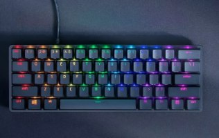 מקלדת גיימינג אופטית חוטית Razer Huntsman Mini Purple Switch בתצורת 60% עם RGB – תמונה 2