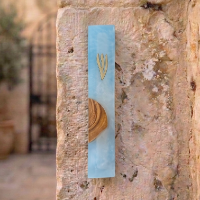 מתנה לחנוכת בית: מזוזה מעץ זית ואפוקסי לבן