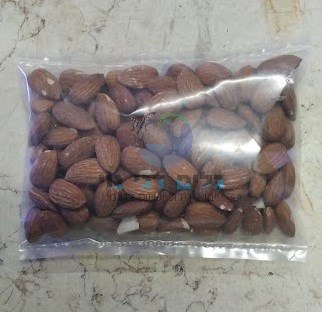 חטיף שקדים קלופים לתוכים ומכרסמים