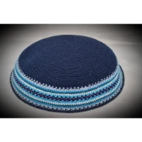 כיפה קלאסית כחול פסים מידה 19
