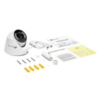מצלמת אבטחה Vigi S485 8MP – המצלמה הלבנה מוצגת על רקע לבן עם אביזרי הרכבה כבלים