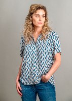 חולצת נוגה הדפס טורכיז