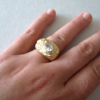 טבעת גזע עץ אסימטרית מזהב 14K
