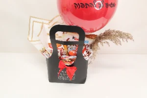 מארז יום אהבה מפנק עם בלון הקדשה