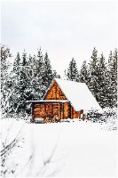 תמונת קנבס הדפס של בקתת עץ  "Log Cabin" |בודדת או לשילוב בקיר גלריה | תמונות לבית ולמשרד