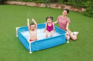 בריכת עמודים מסגרת ריבועית 122X122X30.5סמ 56217 מבית BESTWAY