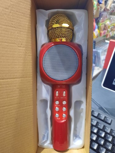 מיקרופון עם חיבור USB ואורות