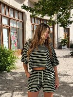 T-STRIPES CROP