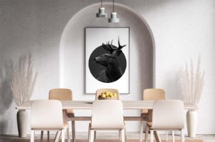 תמונה של אייל מודפס על קנבס איכותי מתוח על מסגרת עץ + מסגרת דקורטיבית ללא עלות| "אייל ללא גבולות"