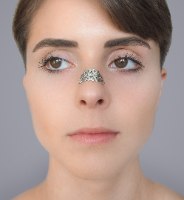 תכשיט קלטי לגשר האף קטן מכסף מצופה זהב