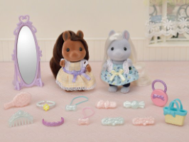 משפחת סילבניאן -  חברות פוני  -   Sylvanian Families 5650