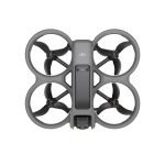 רחפן DJI Avata 2 Fly More Combo (Single Battery) – רחפן אפור במבט מלמעלה מציג ארבעה מדחפים ומגני מדחף