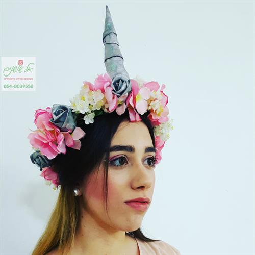 זר חד קרן מפרחים מלאכותיים