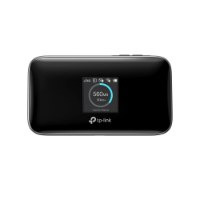 נתב סלולרי Tp-Link M7450 LTE-Advanced Wi-Fi – נתב שחור מלבני בעל מסך תצוגה מואר המציג נתוני גלישה עם 2 4GHz
