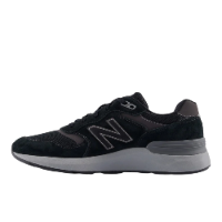 Fresh Foam 880V7 נעלי הליכה גברים רוחב 2E צבע שחור זמש | NEW BALANCE