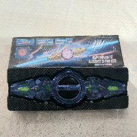 חרב אור ספינר דו צדדית עם אפקטי קול ותאורה ועשן 138 ס"מ