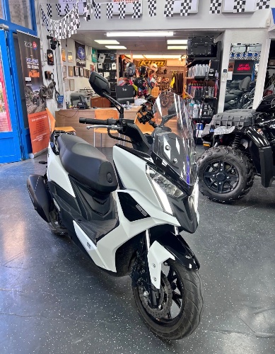 2025 קימקו דינק r 125                                                                   בחרו את שם