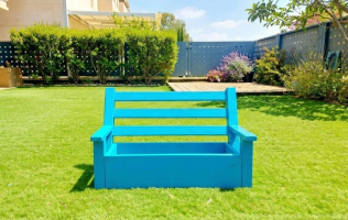 אדנית ספסל צבעונית
