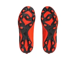 Adidaspredator accuracy-פקקים דשא